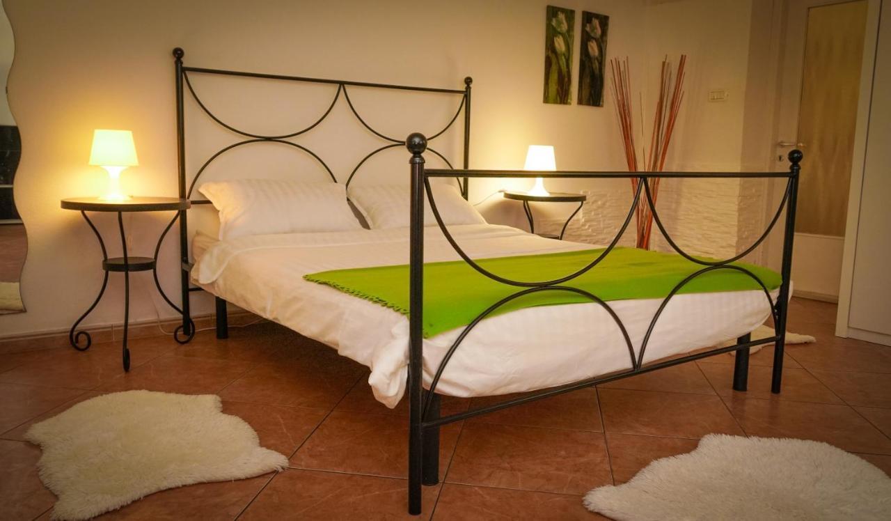 Apartments Roberta Novigrad Istria Eksteriør bilde