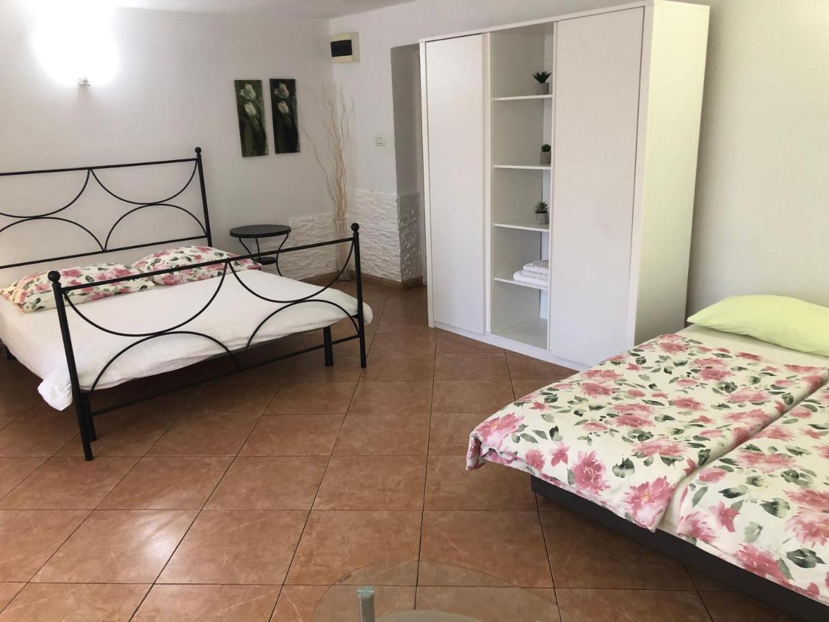 Apartments Roberta Novigrad Istria Eksteriør bilde