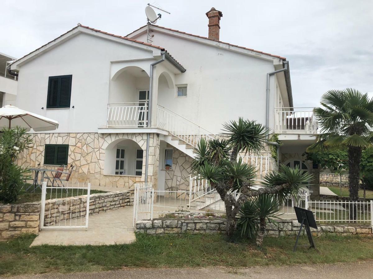 Apartments Roberta Novigrad Istria Eksteriør bilde
